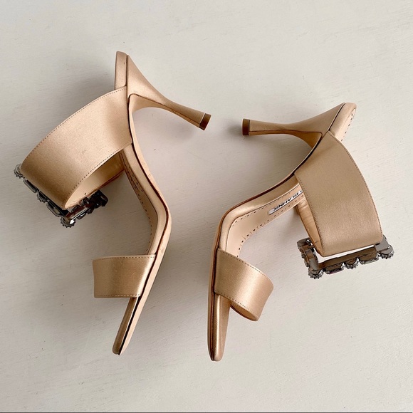 ✨New MANOLO BLAHNIK Verda Satin Crystal Slide Heel Sandals Nude Size 37.5 - Picture 7 of 16